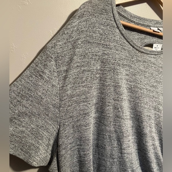 Gap Gray Short Sleeve Tie Wrap Around Tee NWT - Picture 9 of 12